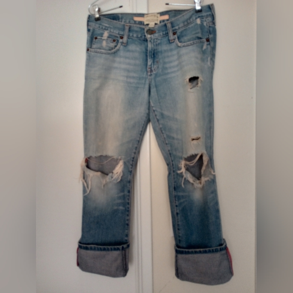 Distressed Jeans - Picture 3 of 5